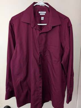 Men's Van Heusen regular fit button up dress shirt burgundy